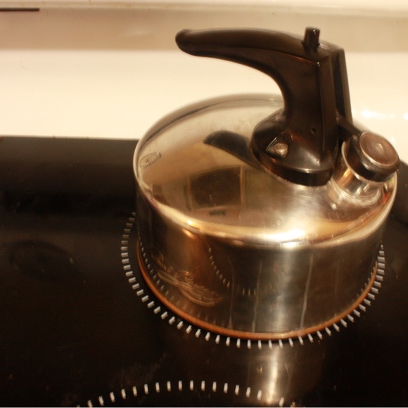 Revere Ware 6 Cup Copper Bottom Teapot - Picture 9 of 9